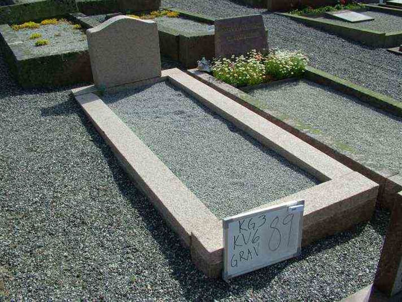 Gravnummer: 3 06    89