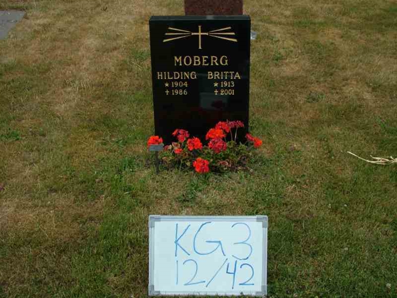 Gravnummer: 3 12    42