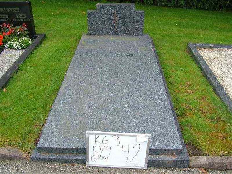 Gravnummer: 3 09    42