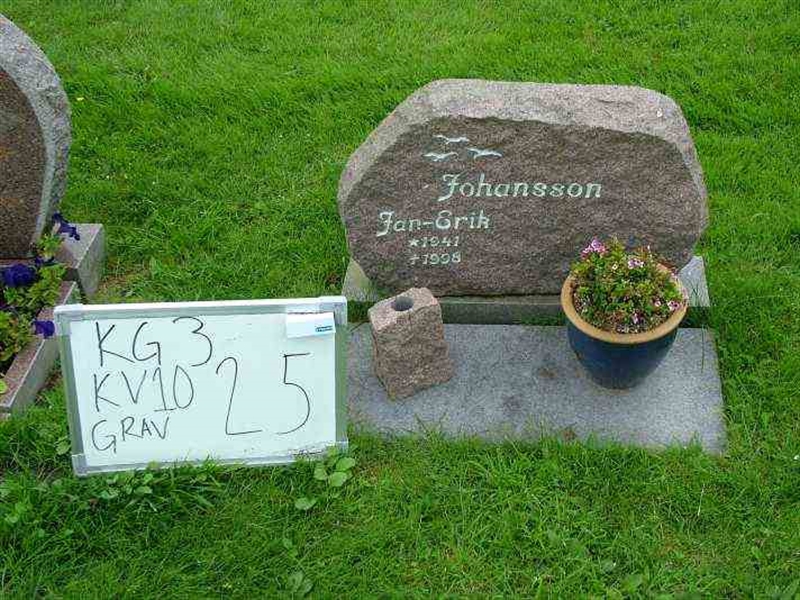 Gravnummer: 3 10    25