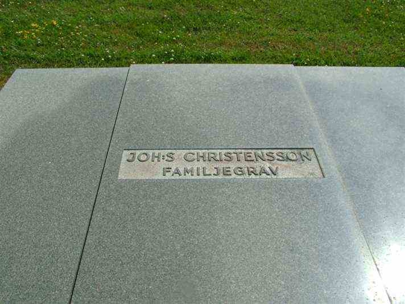 Gravnummer: 3 03     4-5