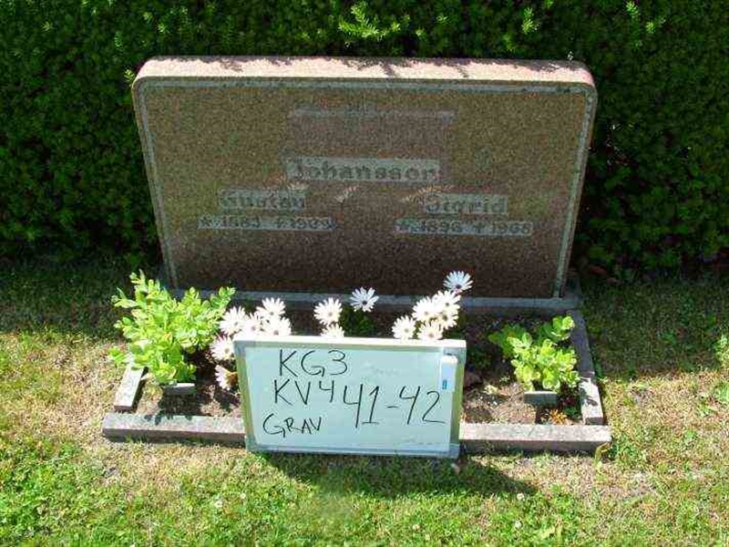 Hautatunnus: 3 04    41-42