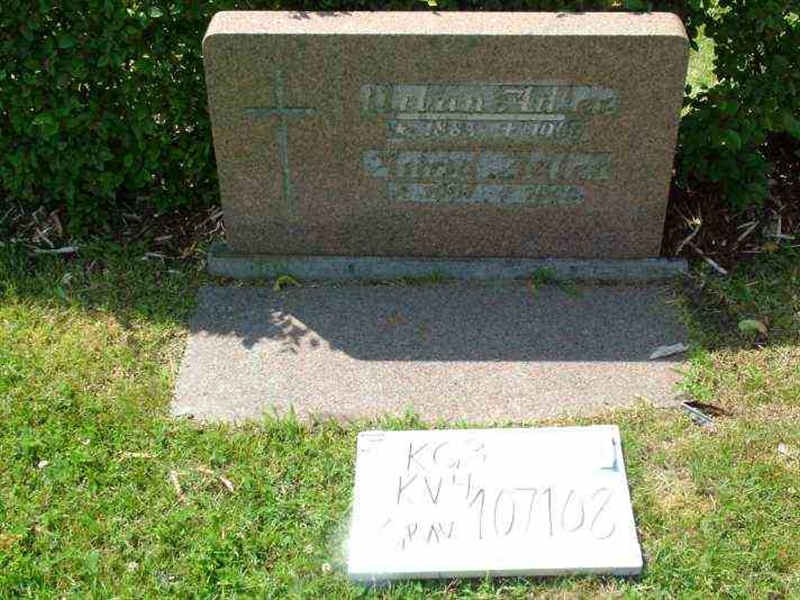 Gravnummer: 3 04   107-108