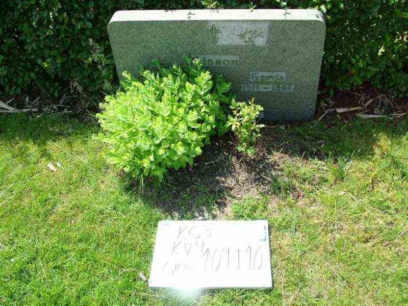 Hautatunnus: 3 04   109-110