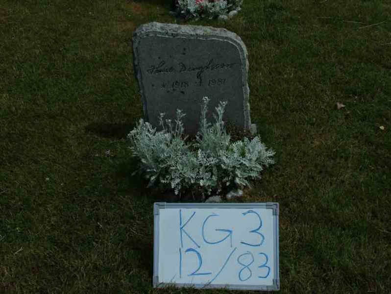 Gravnummer: 3 12    83