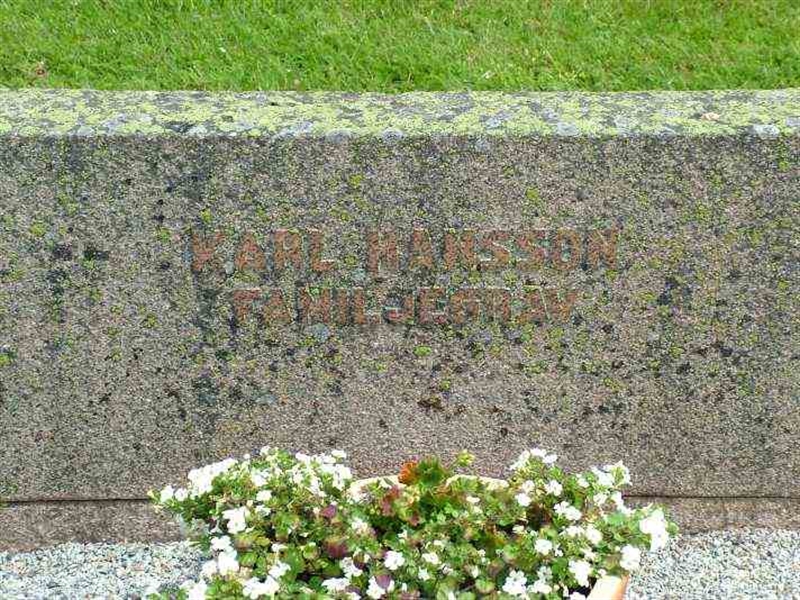 Gravnummer: 3 05    12-13