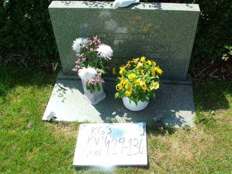 Gravnummer: 3 04   129-130