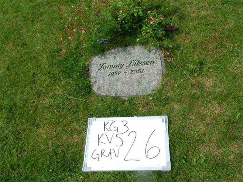 Gravnummer: 3 05    26