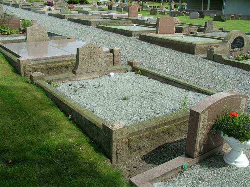 Gravnummer: 3 06     9-10