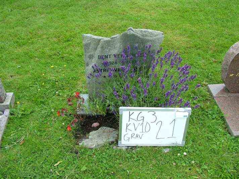 Gravnummer: 3 10    21