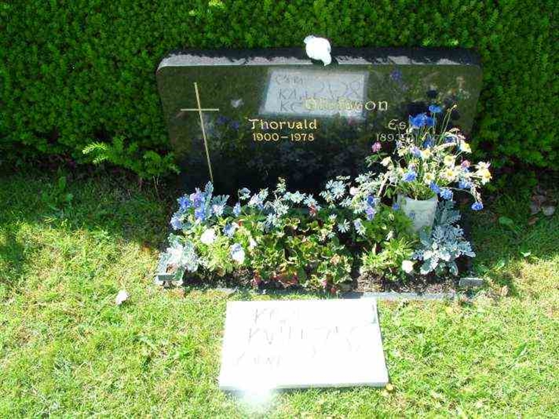 Hautatunnus: 3 04    57-58