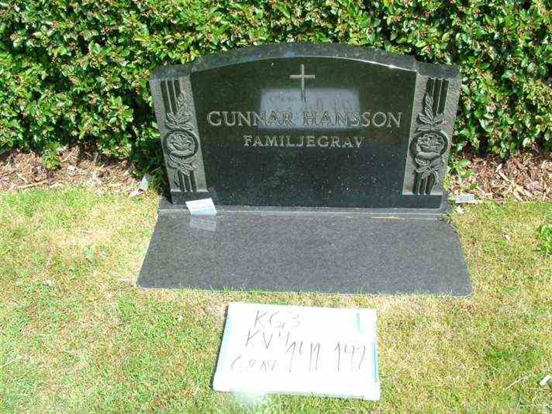 Hautatunnus: 3 04   141-142