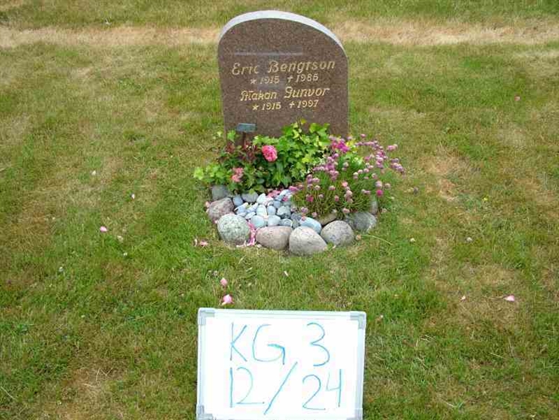 Gravnummer: 3 12    24