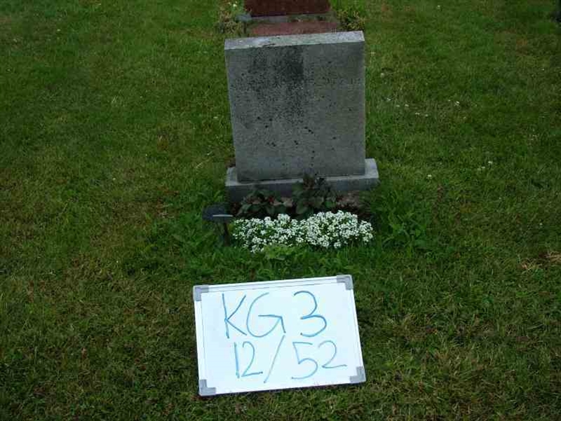 Gravnummer: 3 12    52