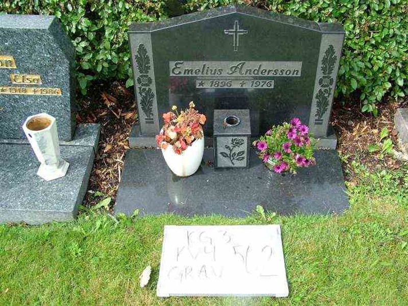 Gravnummer: 3 04   502