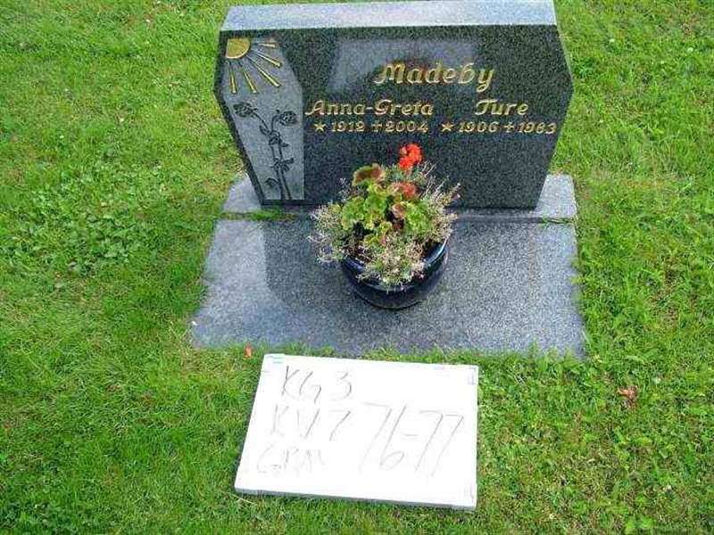 Gravnummer: 3 07    76-77