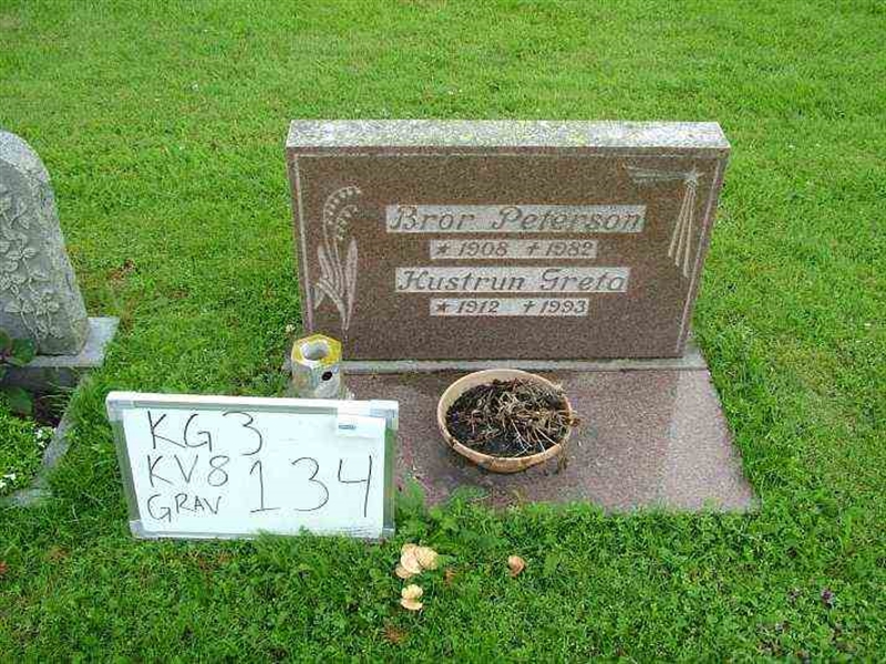 Hautatunnus: 3 08   134