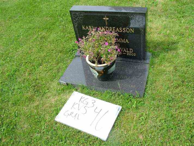 Gravnummer: 3 05    40