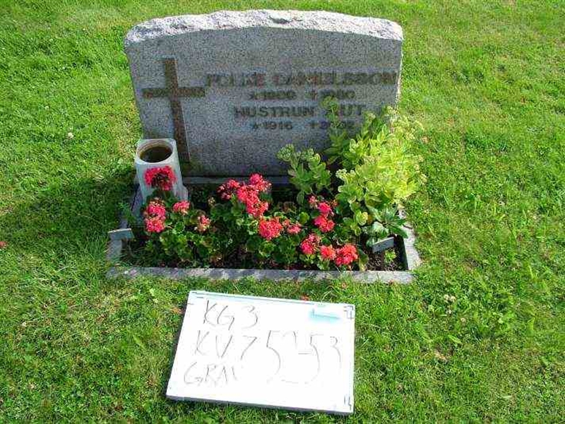 Gravnummer: 3 07    52-53