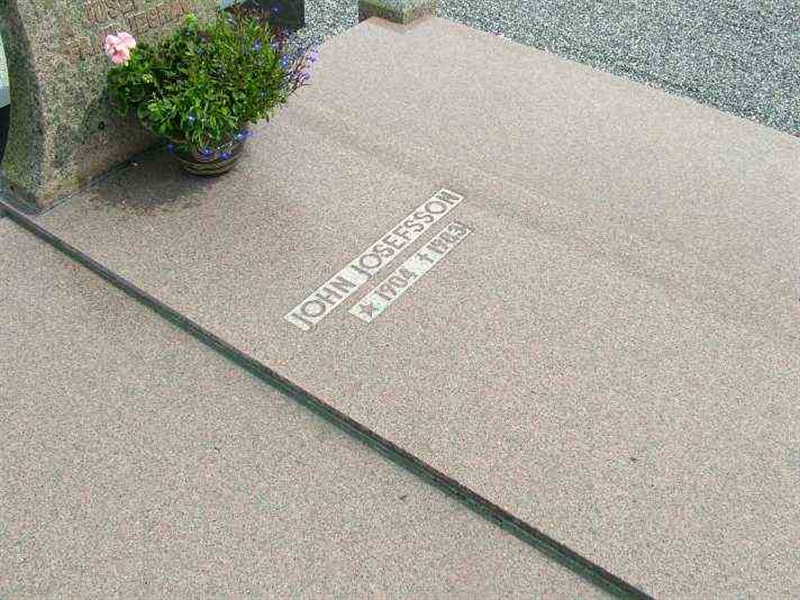 Gravnummer: 3 06    21-22