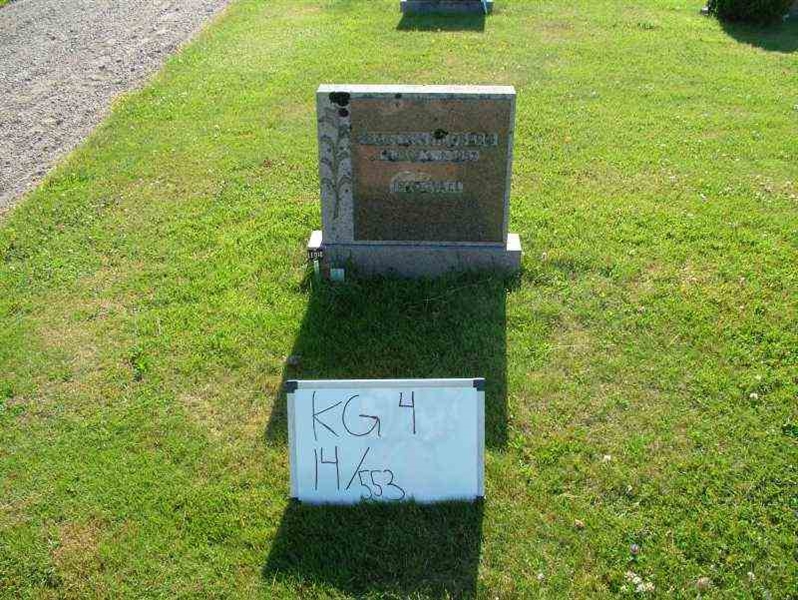 Hautatunnus: 4 14-G   553