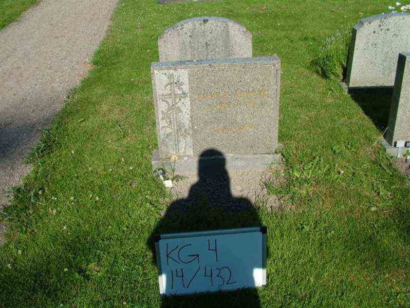 Hautatunnus: 4 14-G   432
