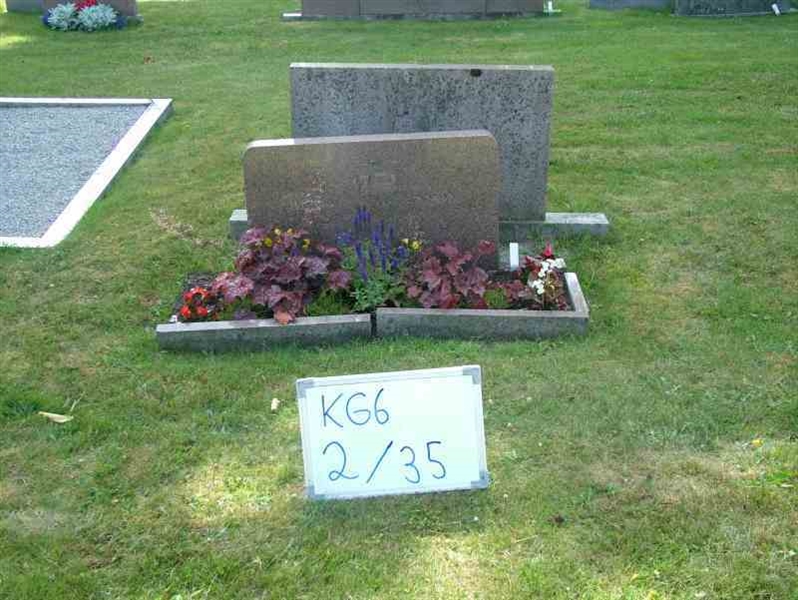 Gravnummer: 6 02    35-2