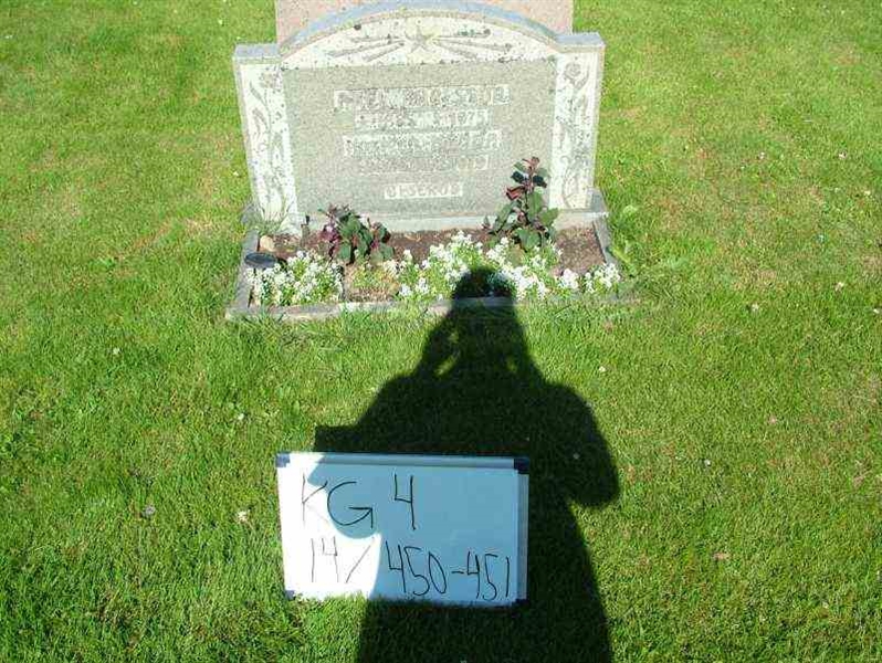 Hautatunnus: 4 14-G   450-451