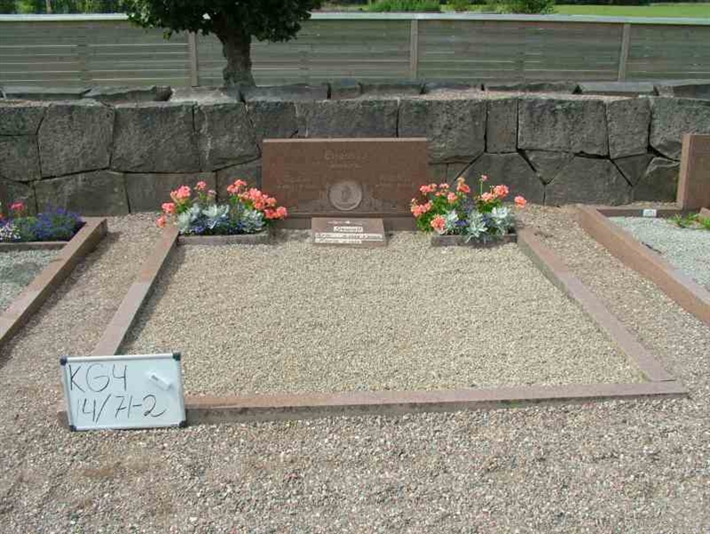 Hautatunnus: 4 14-R    71-72