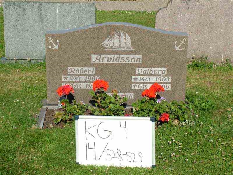 Hautatunnus: 4 14-G   528-529