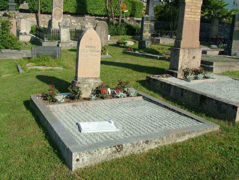 Gravnummer: 5    24-2