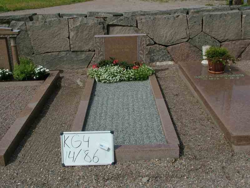 Hautatunnus: 4 14-R    86