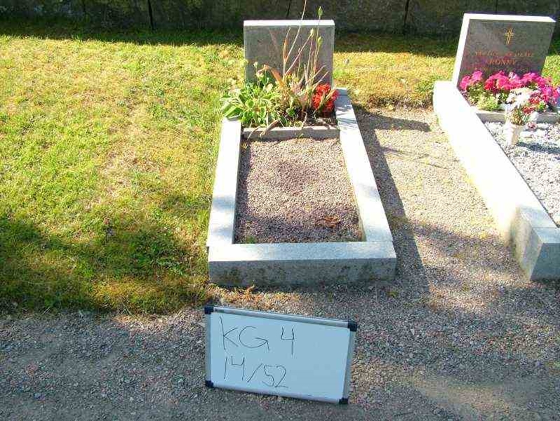 Gravnummer: 4 14-B    52