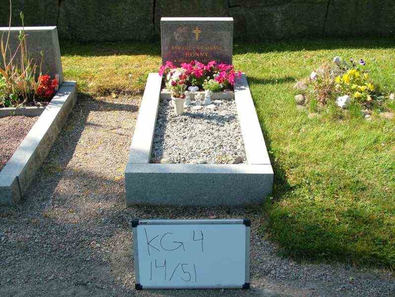 Gravnummer: 4 14-B    51