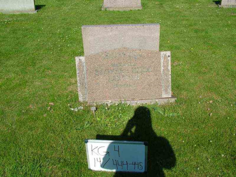 Hautatunnus: 4 14-G   444