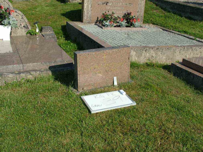 Gravnummer: 5    39-2