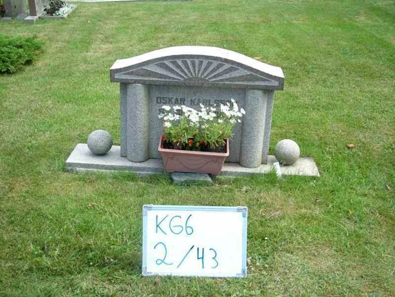 Grave number: 6 02    43-2