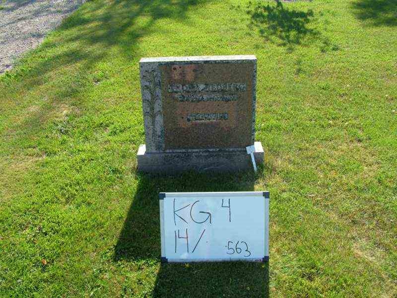 Hautatunnus: 4 14-G   563