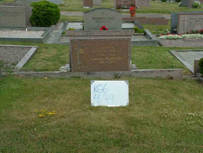 Gravnummer: 6 04    49-2