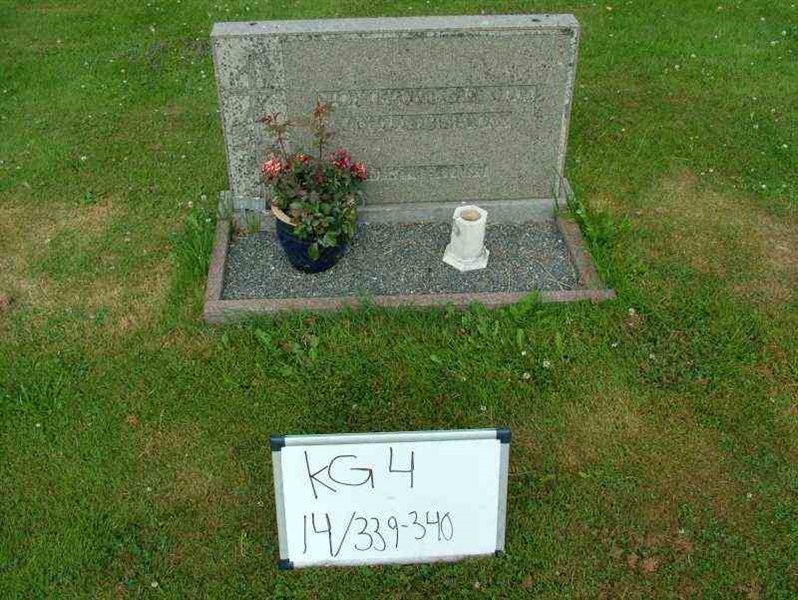 Gravnummer: 4 14-G   339-340