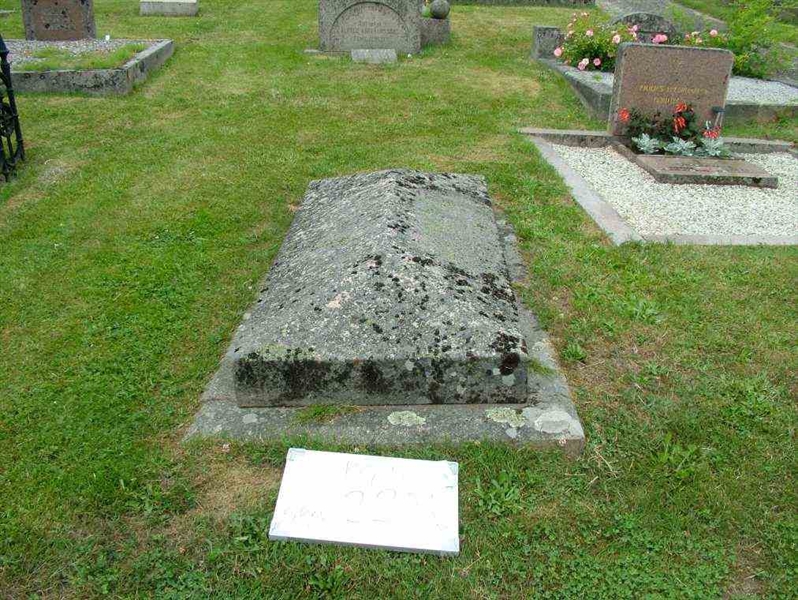 Gravnummer: 5   223-2