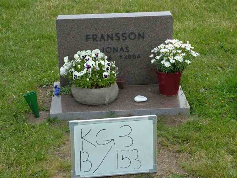 Grave number: 3 13   153
