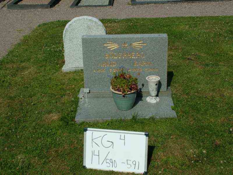 Hautatunnus: 4 14-G   590-591