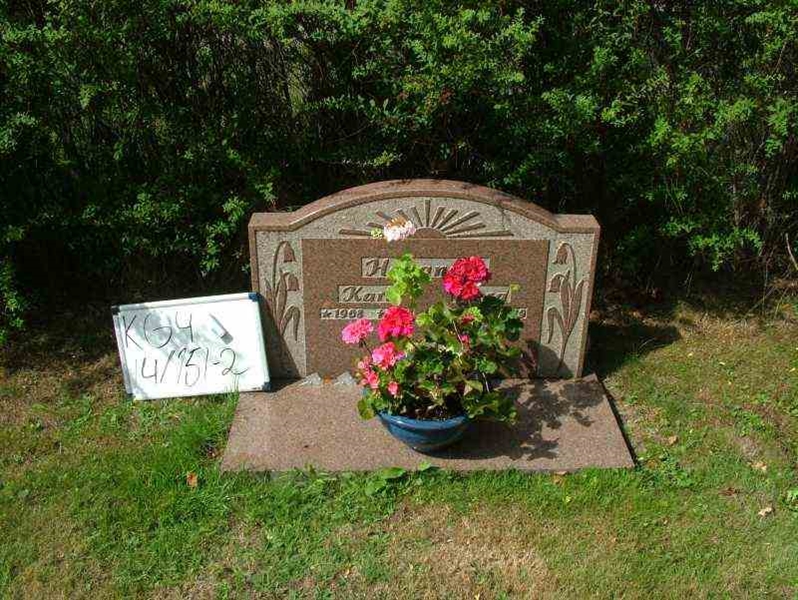 Hautatunnus: 4 14-G   151-152