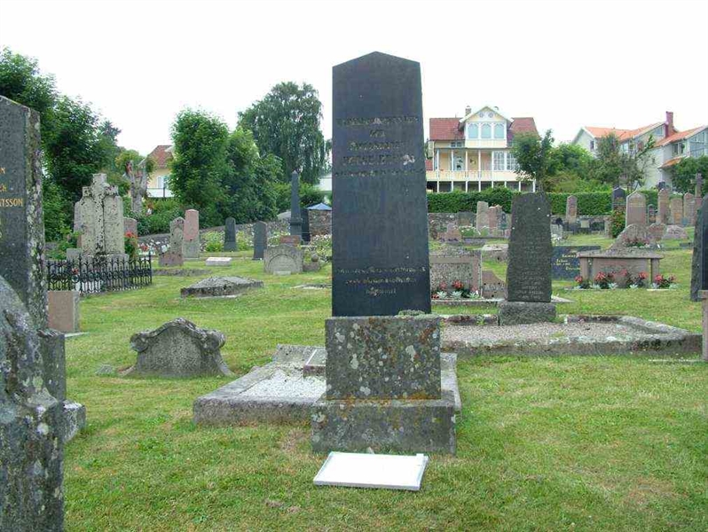 Gravnummer: 5   210-2