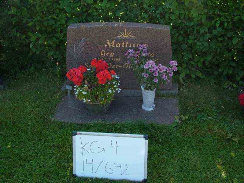 Hautatunnus: 4 14-G   642