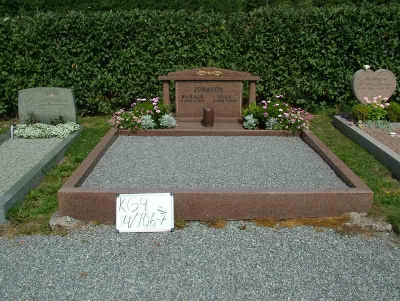 Hautatunnus: 4 14-R   106-107