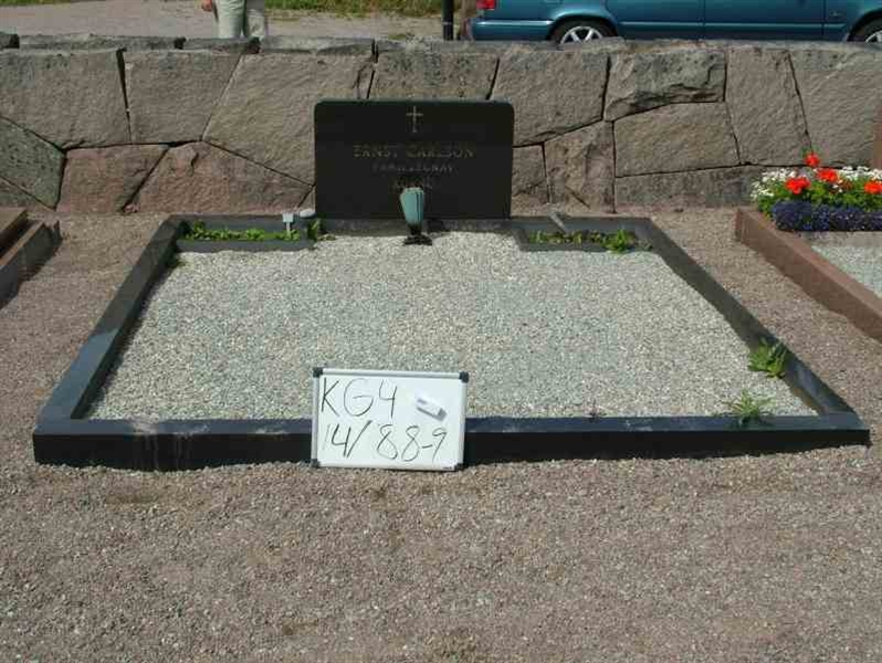 Hautatunnus: 4 14-R    88-89