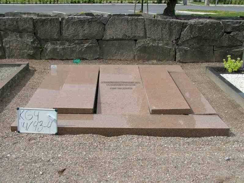 Hautatunnus: 4 14-R    43-44