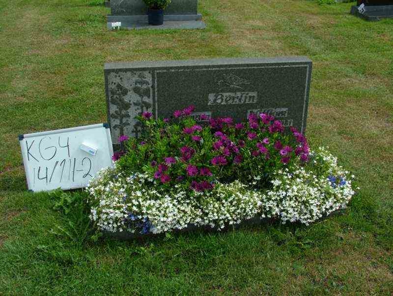 Hautatunnus: 4 14-G   111-112